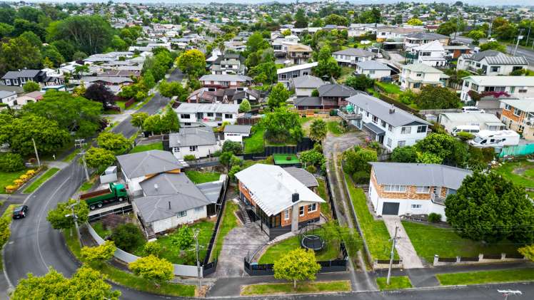 69 Ranui Street Dinsdale_20