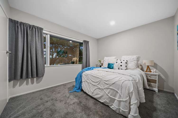 6 Youngs Road Papakura_13