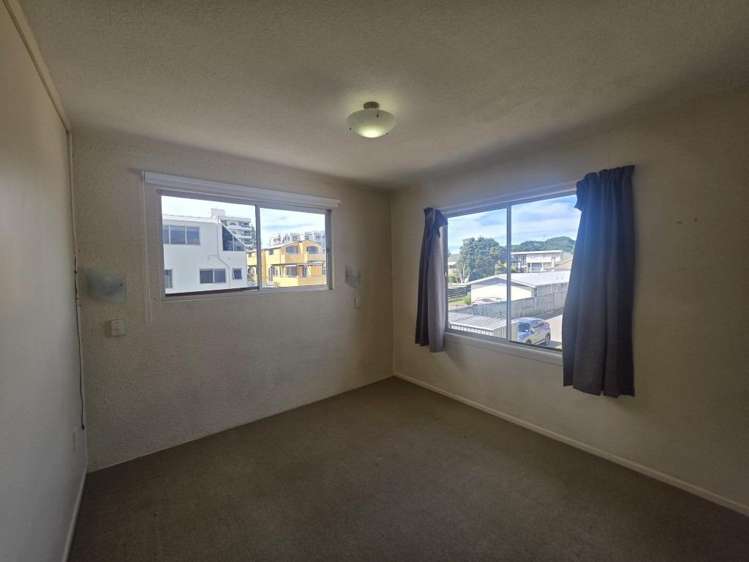 6B/6 The Mall 11229_5