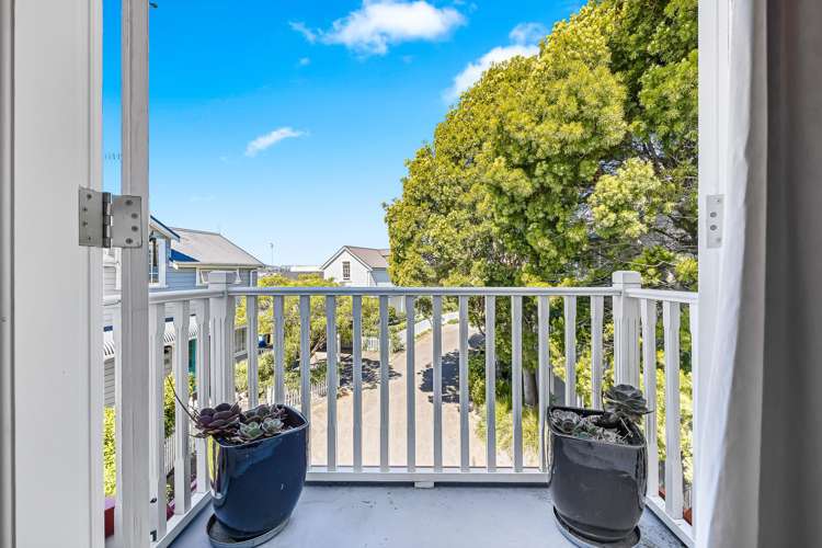 22 Beach Road Northcote Point_12