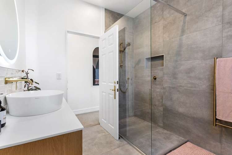 92a Kurahaupo Street Orakei_16