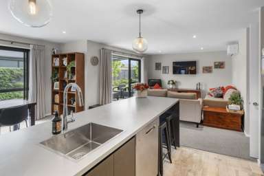 17 Amur Crescent_4