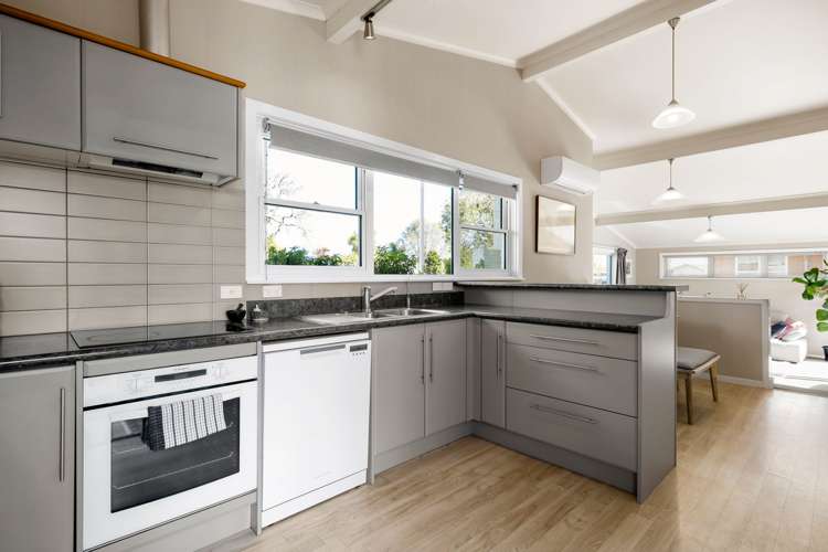 34 Fuchsia Avenue Pukete_8