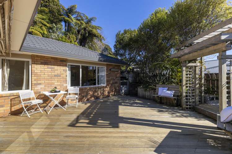 54 Roto Street Hurdon_11