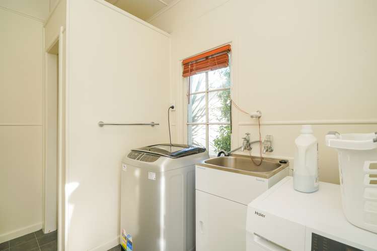 238 North Road Waikiwi_25