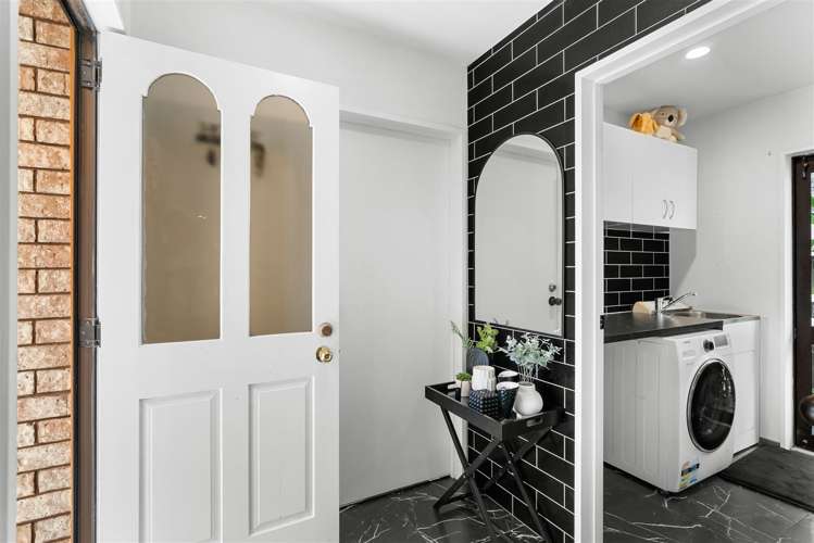 2/16 James K Baxter Place Addington_10