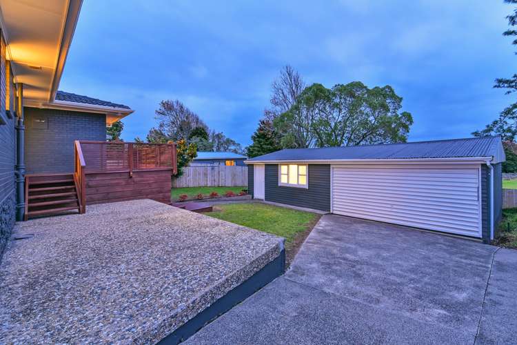 39 Hobart Crescent Wattle Downs_13