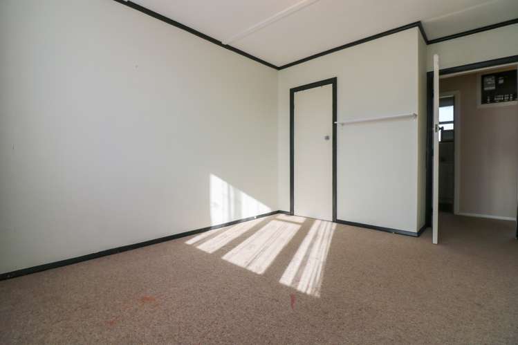 21 Collins Crescent Feilding_7