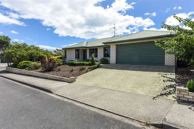 27 Kingsford Drive Stoke_4