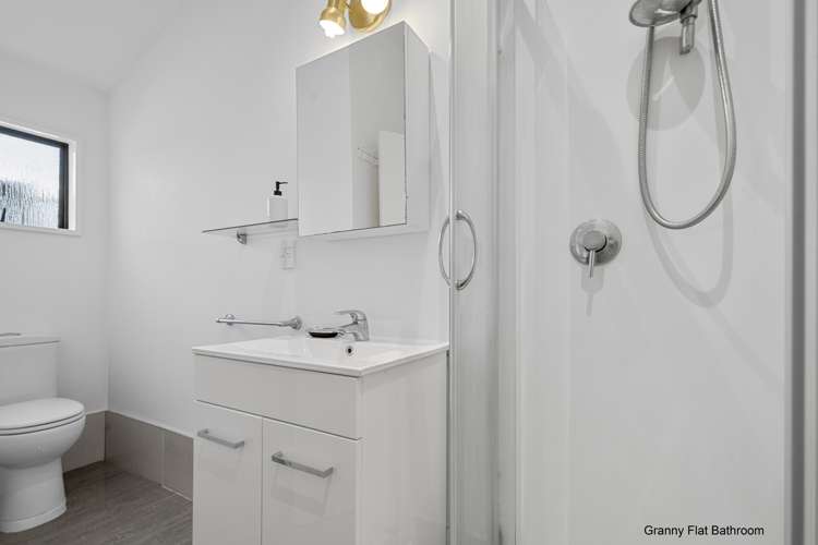 1/283 Royal Road Massey_17