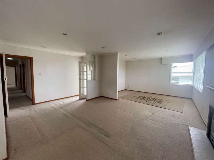 49 Vera Road Te Atatu South_6