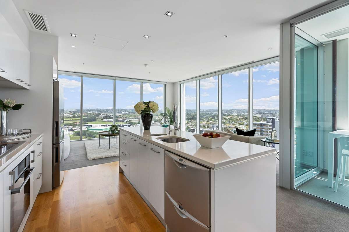 1904/3 Northcroft Street_2