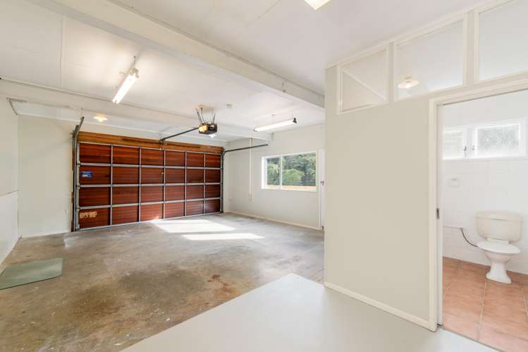 14 Akatea Road Korokoro_20