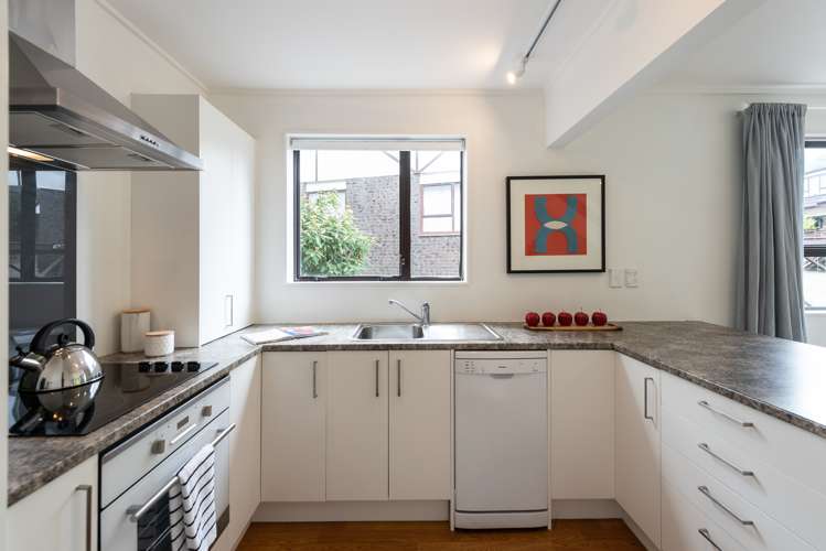 6/75 Delhi Crescent Khandallah_6