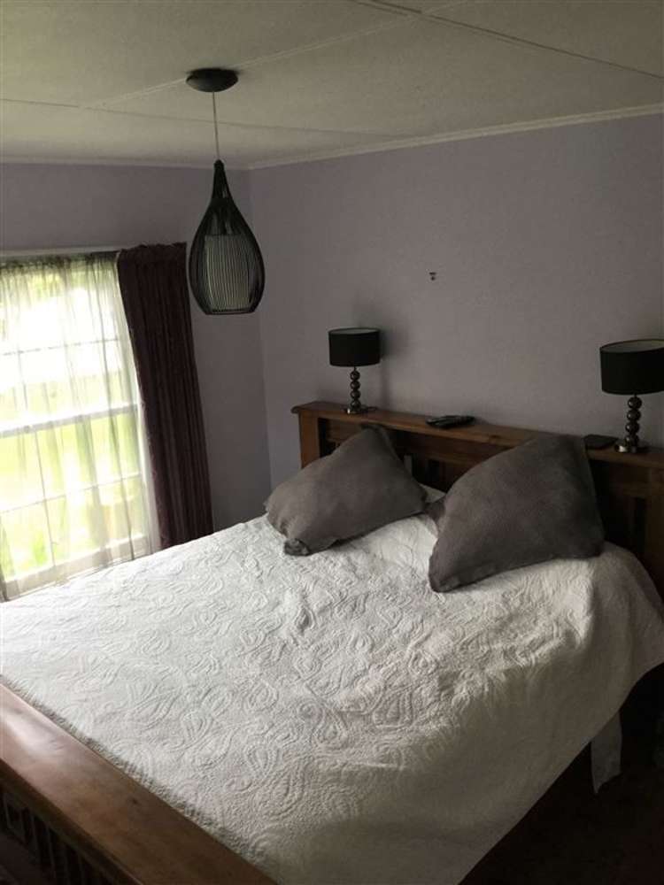 98 Thames Road Paeroa_10