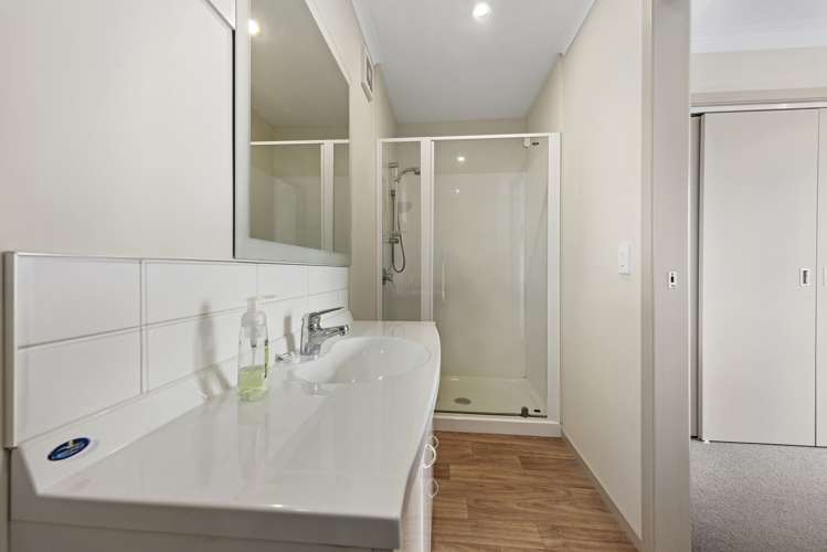 11a Chestnut Grove Maungaraki_13