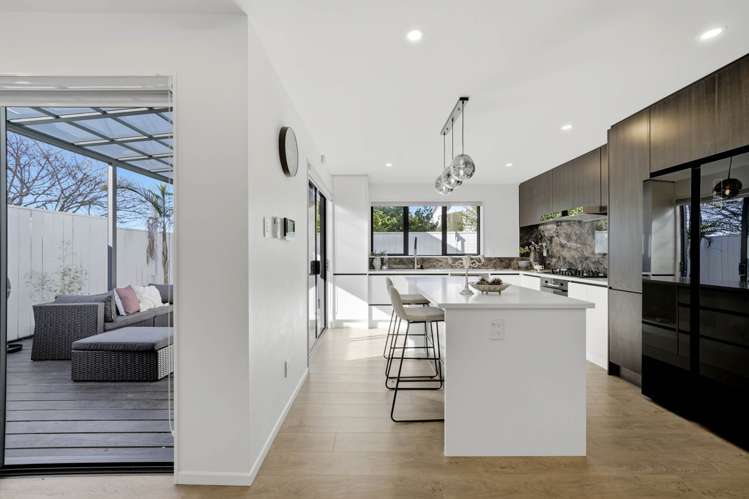 17A Winhall Rise Remuera_7