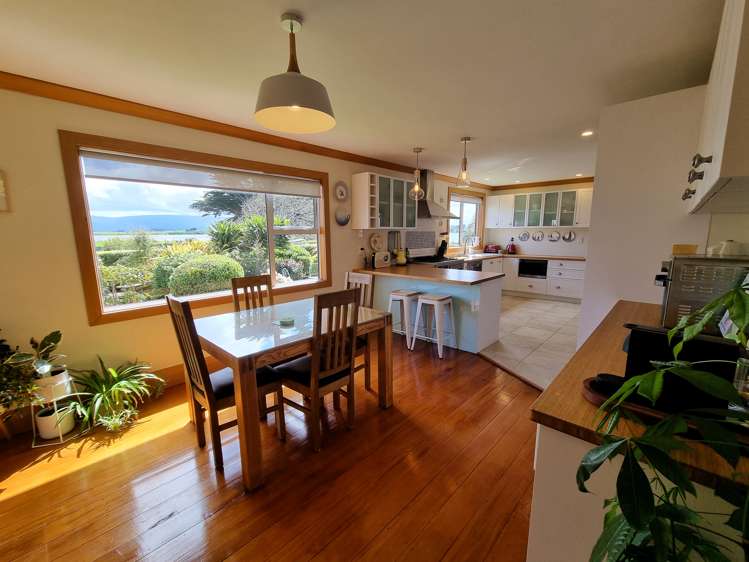 152 Orepuki Riverton Highway Riverton & Surrounds_6