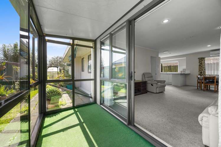 109 Pooks Road Ranui_17