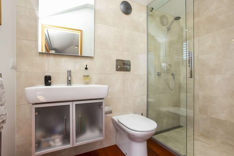 21 Westmere Park Avenue Westmere_14