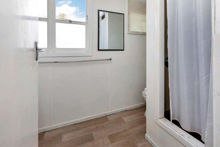 18 Slako Crescent Ruakaka_16