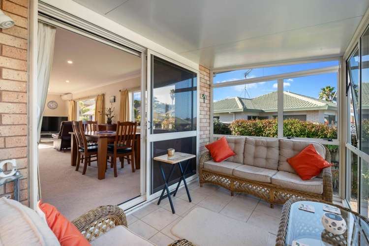 23 Kath Hopper Drive Orewa_8
