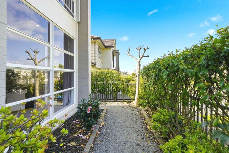 37 Tihi Street Stonefields_25