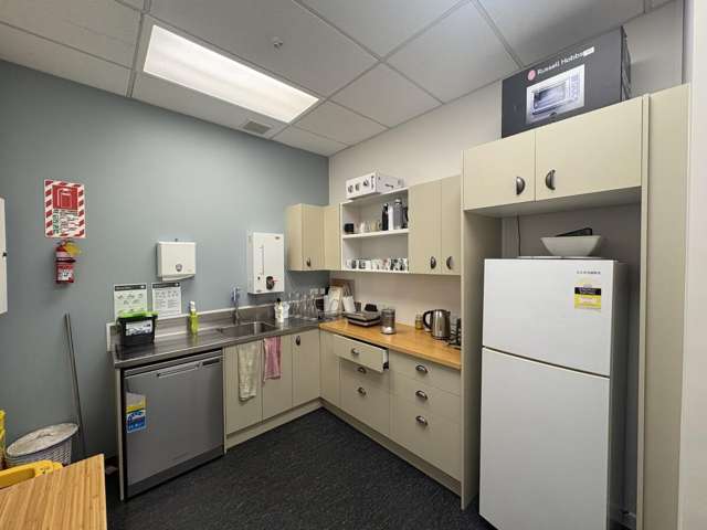 Suite 2, 29 Grey Street City Centre_4