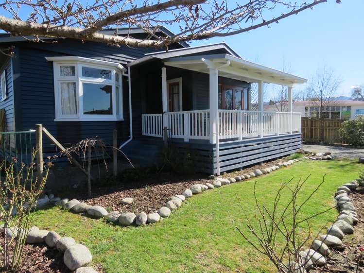 6 Victory Street Reefton_18