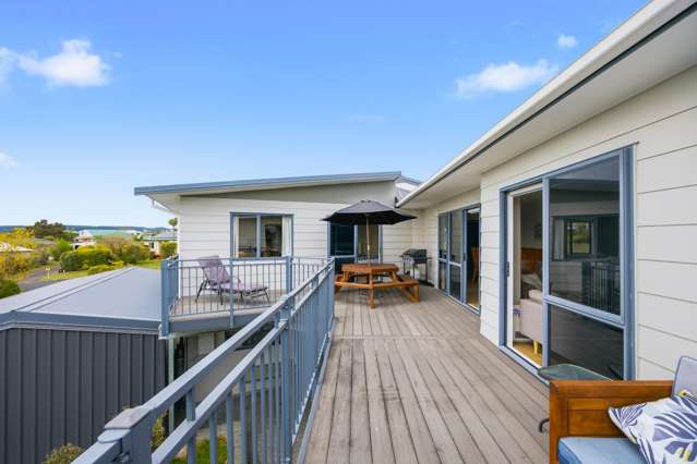 5 Rowena Crescent Motuoapa_2