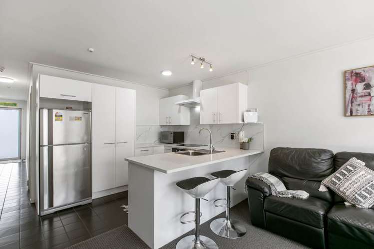 244/287 Onehunga Mall Onehunga_5