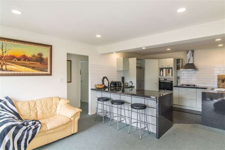 135 Woodman Drive Tawa_6