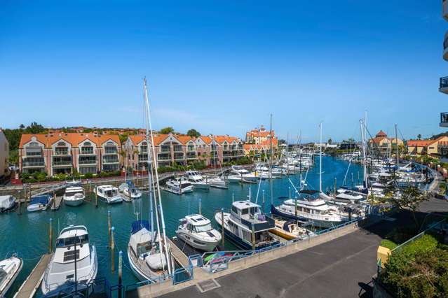 Lock, Leave & Live the Marina Dream