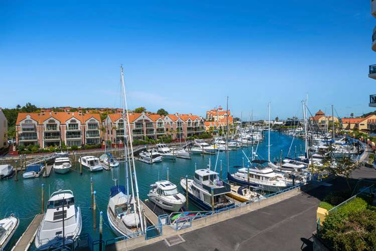 15 Waterside Crescent_0