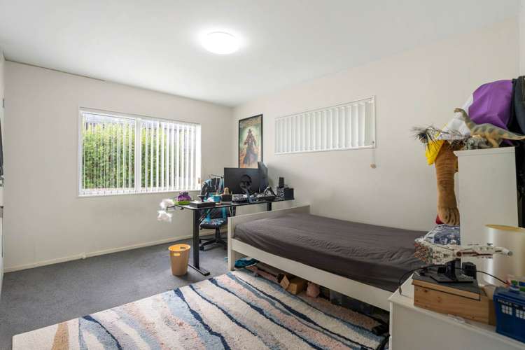 23a Derwent Crescent Titirangi_19