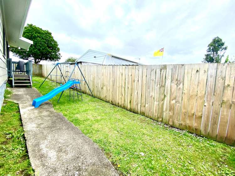 1/14 Kennington Drive Clendon Park_11