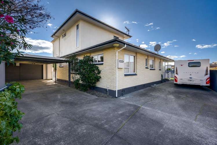 45 Holyrood Street Taradale_21