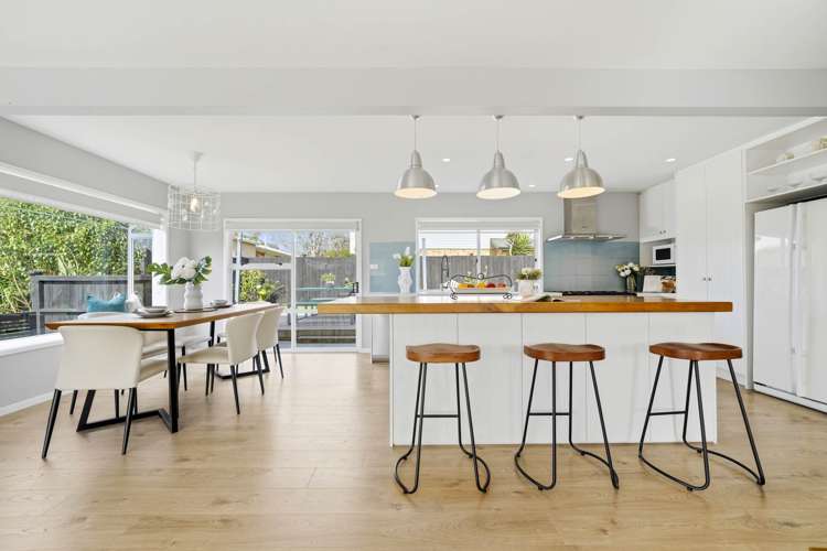 11 Marina Road Torbay_6