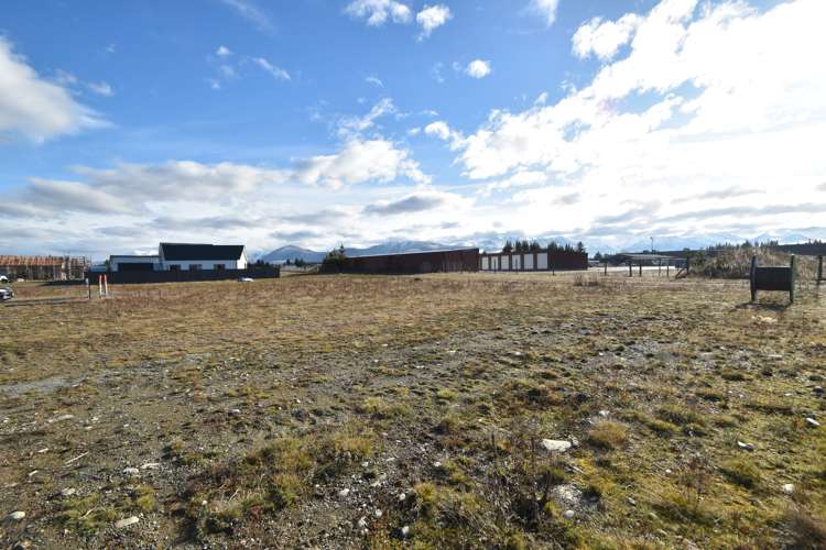 4 Turbine Avenue_2