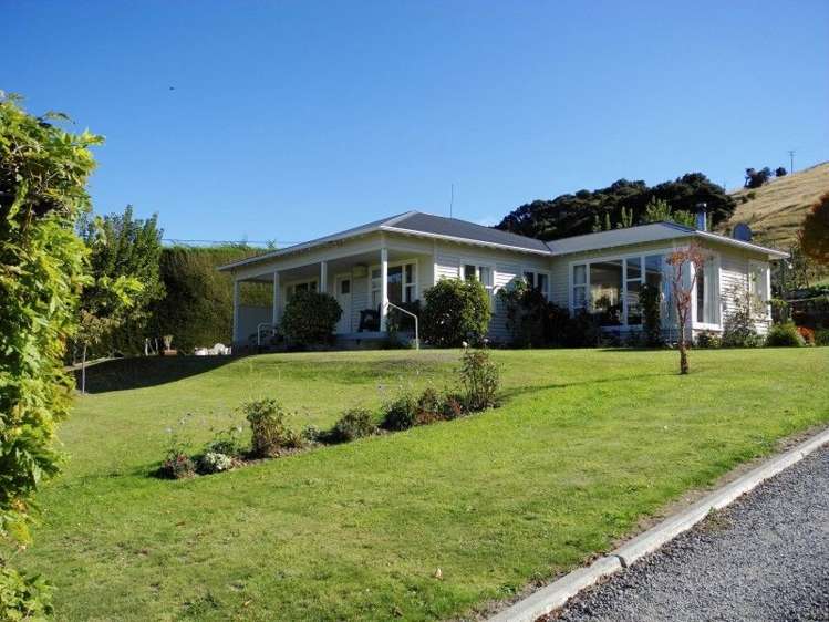 1 Pipers Valley Road Duvauchelle_0