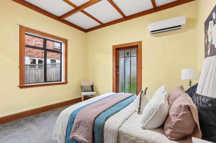35 Staveley Avenue Hillsborough_12