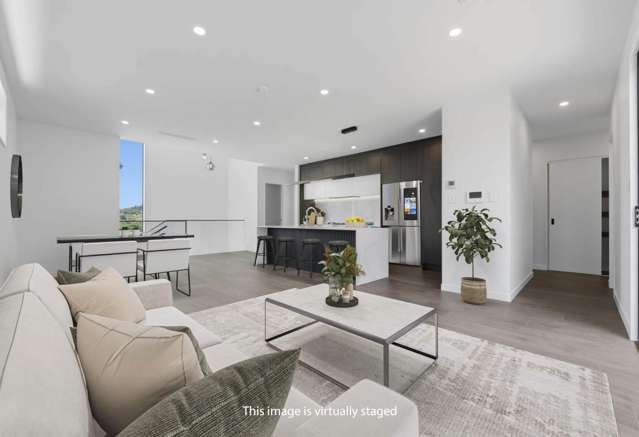 Executive Coastal Living in Orewa's Best Suburb