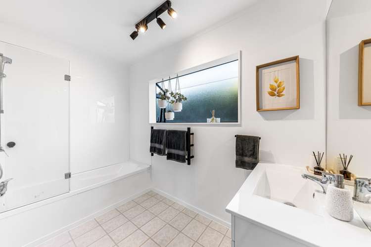 6b Antrim Grove Bayview_20