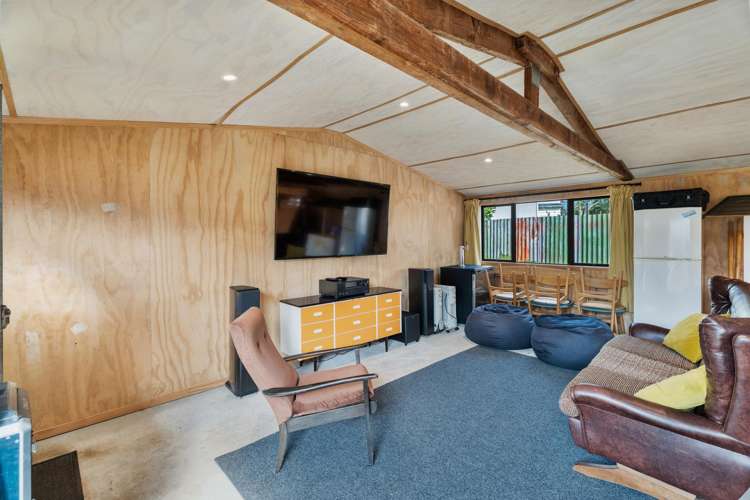 27 Wallace Road Mangere Bridge_24