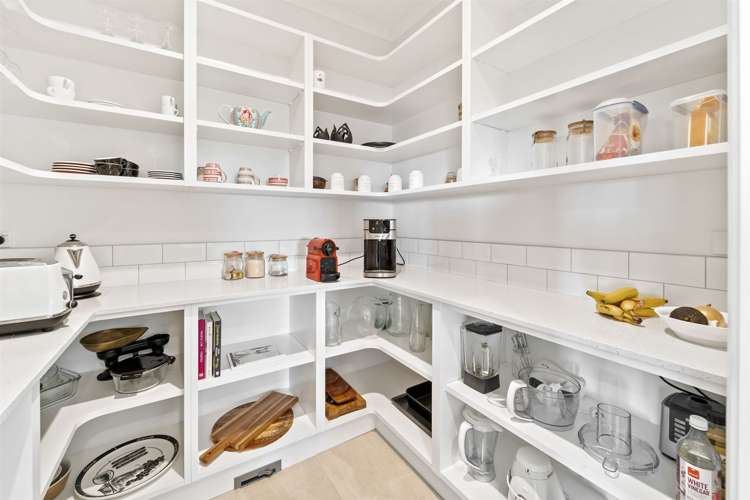 96 Arran Point Parade Orewa_11