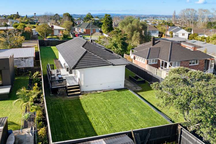 3 Weybridge Crescent Glen Innes_19