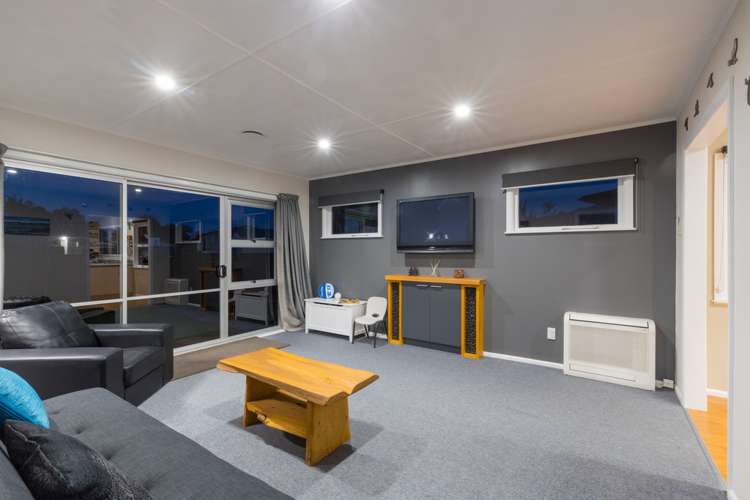 6 Dickens Street Stoke_5