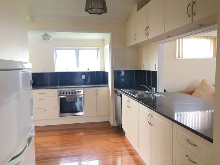 9b Sturges Road Henderson_9