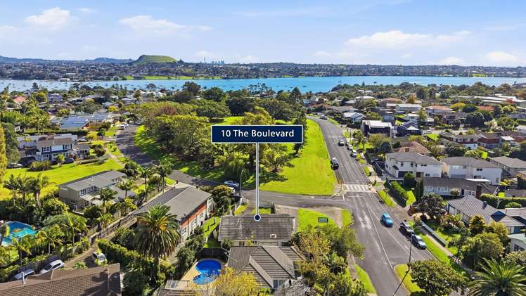Unit 1-12/10 The Boulevard Sunnyhills_15