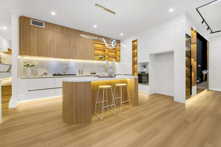 2C Hughs Way Flat Bush_8
